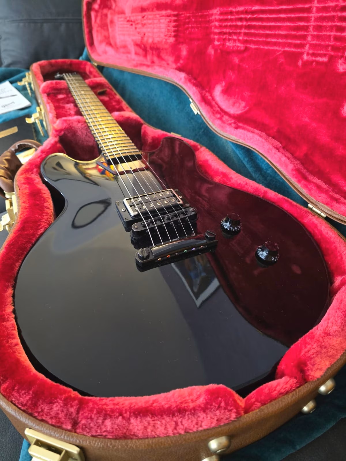 Les Guitares électriques