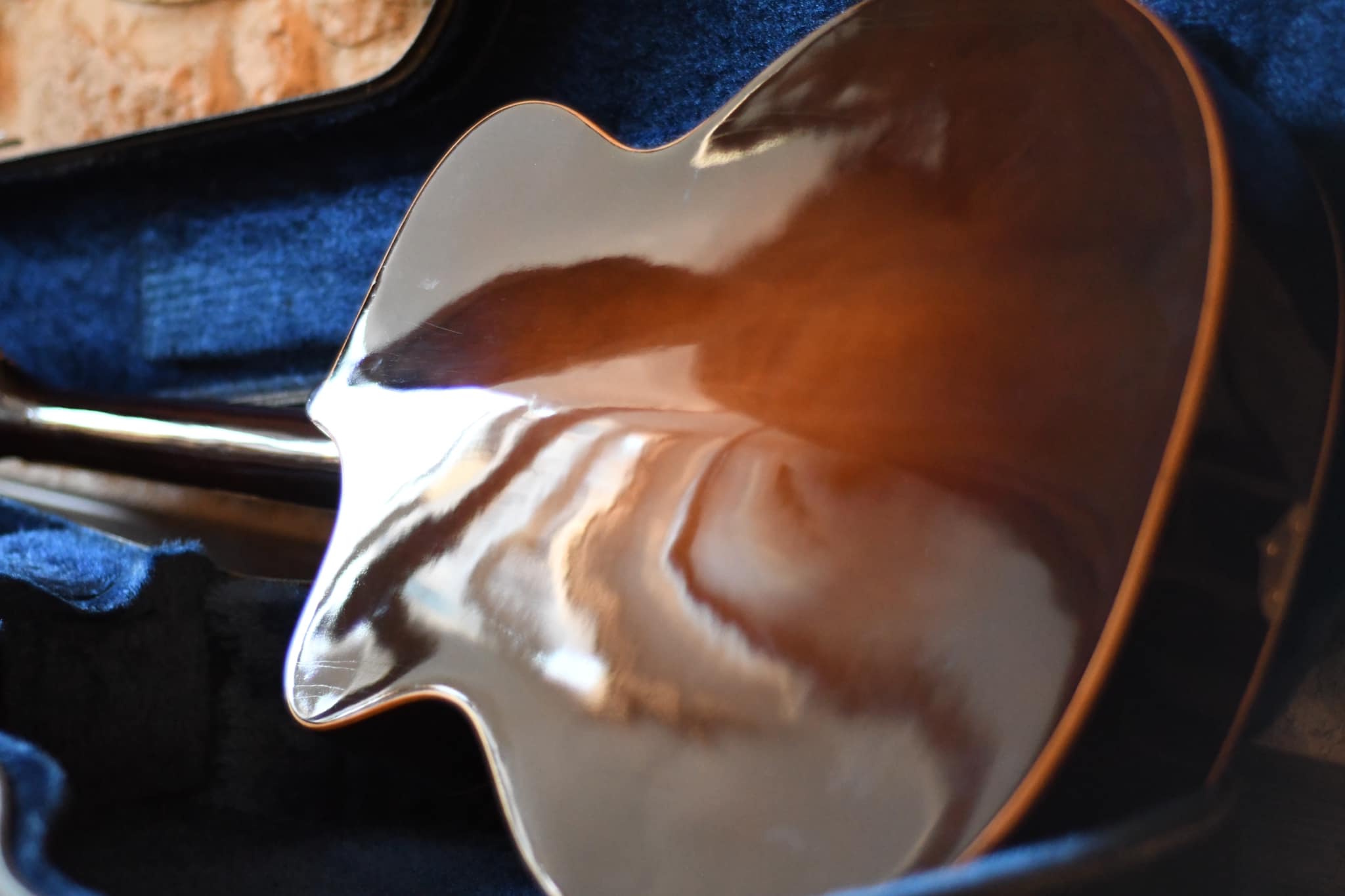 Restauration d'une ArchTop "René Jérôme" de 1949